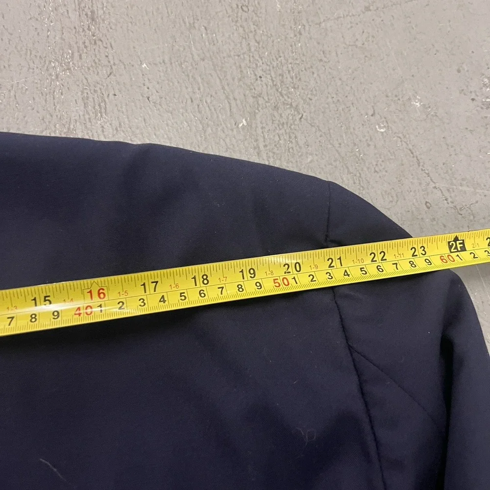 Burberrys Navy Blue 100% Wool Blazer Gold Crest Buttons 2 Button Jacket‎ 44R–46R